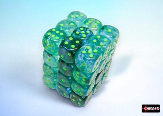 Chessex Borealis Kelp/light green 36 Dice – D6 – 12mm